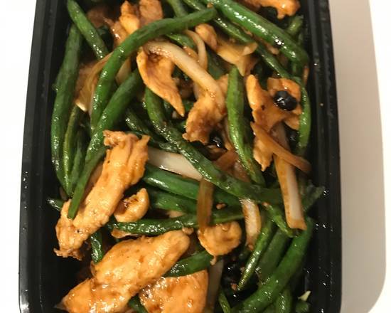 36F- Chicken with green beans & black bean sauce 豉汁鸡片四季豆